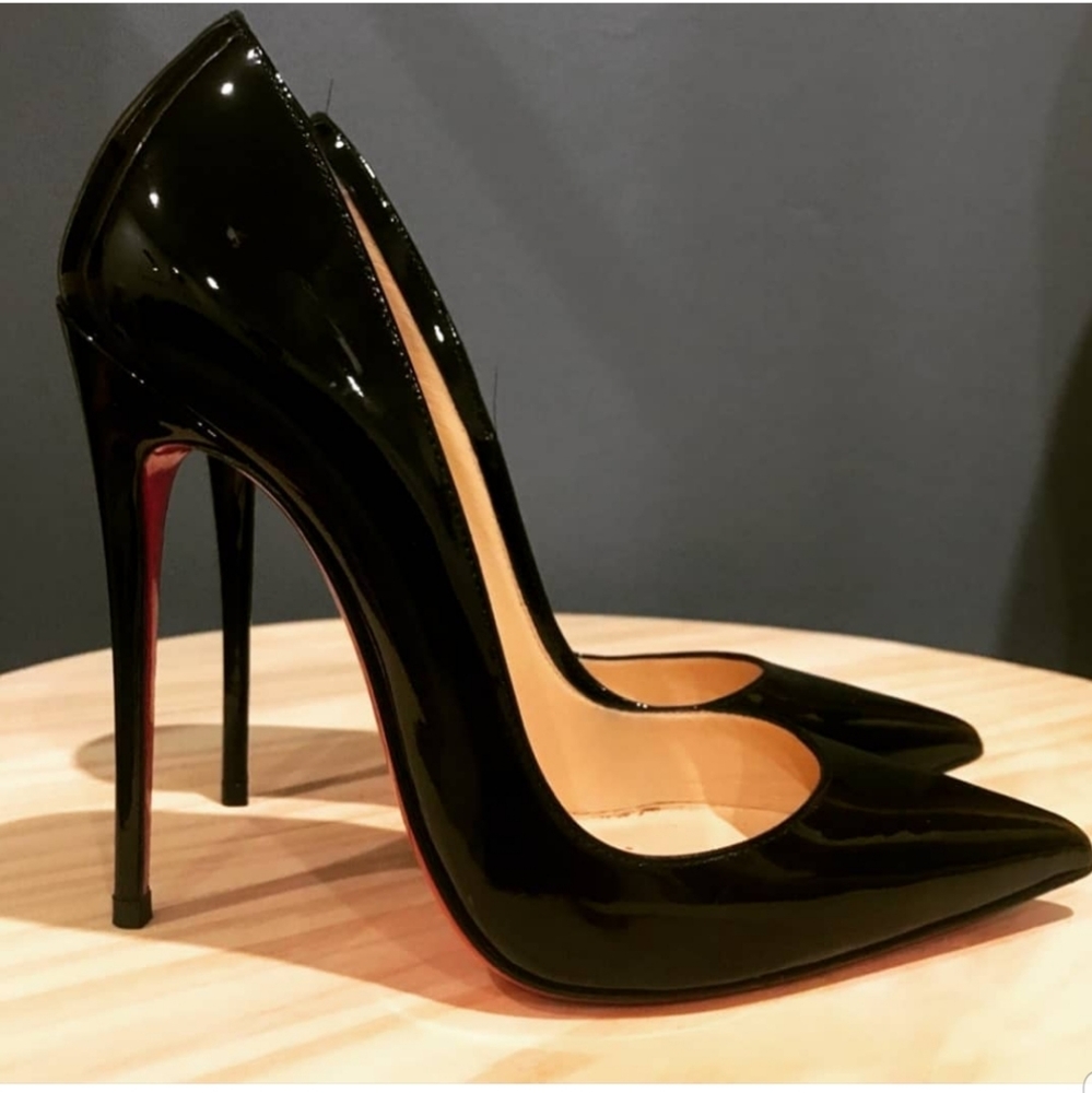 Christian Louboutin So Kate Pumps